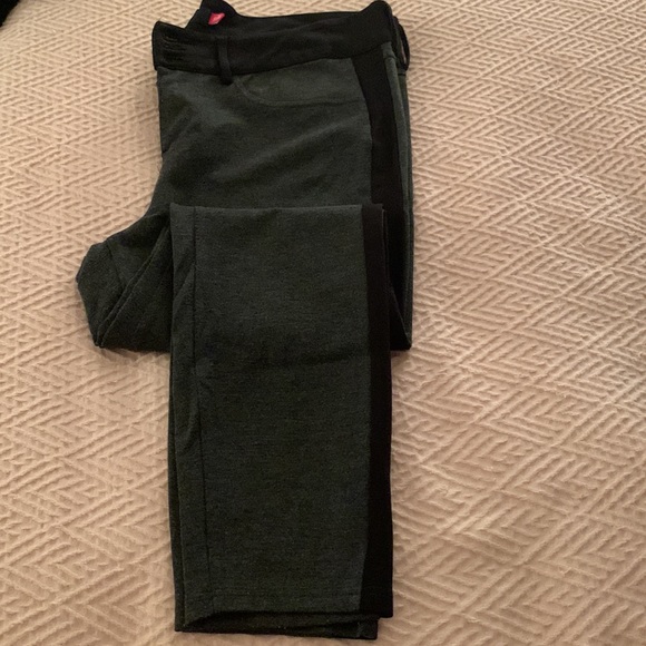 Torrid stretch slim leg pants with side stripe - size 20 - Picture 3 of 8